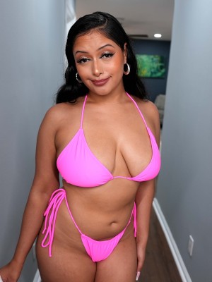 Princess Emily's profile picture by BangBros