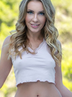 Amelia Nice porn star