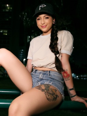 Mi Ha Doan's profile picture by MOFOS