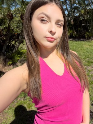 Violet Dawn profile photo