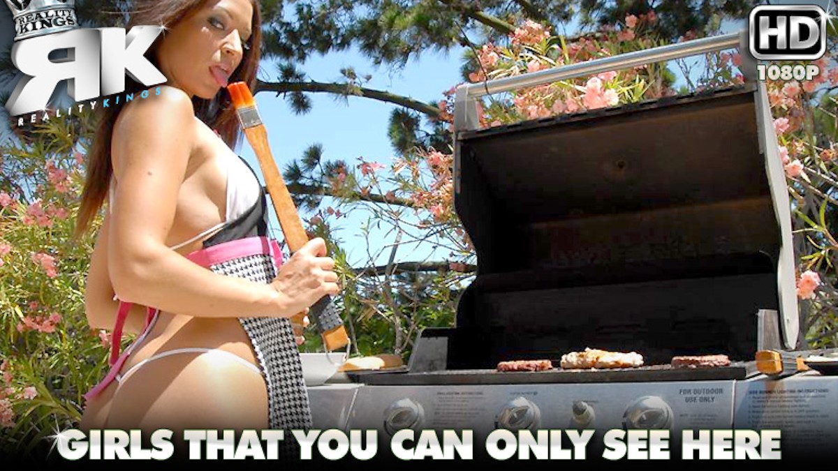 Bbq Boobies