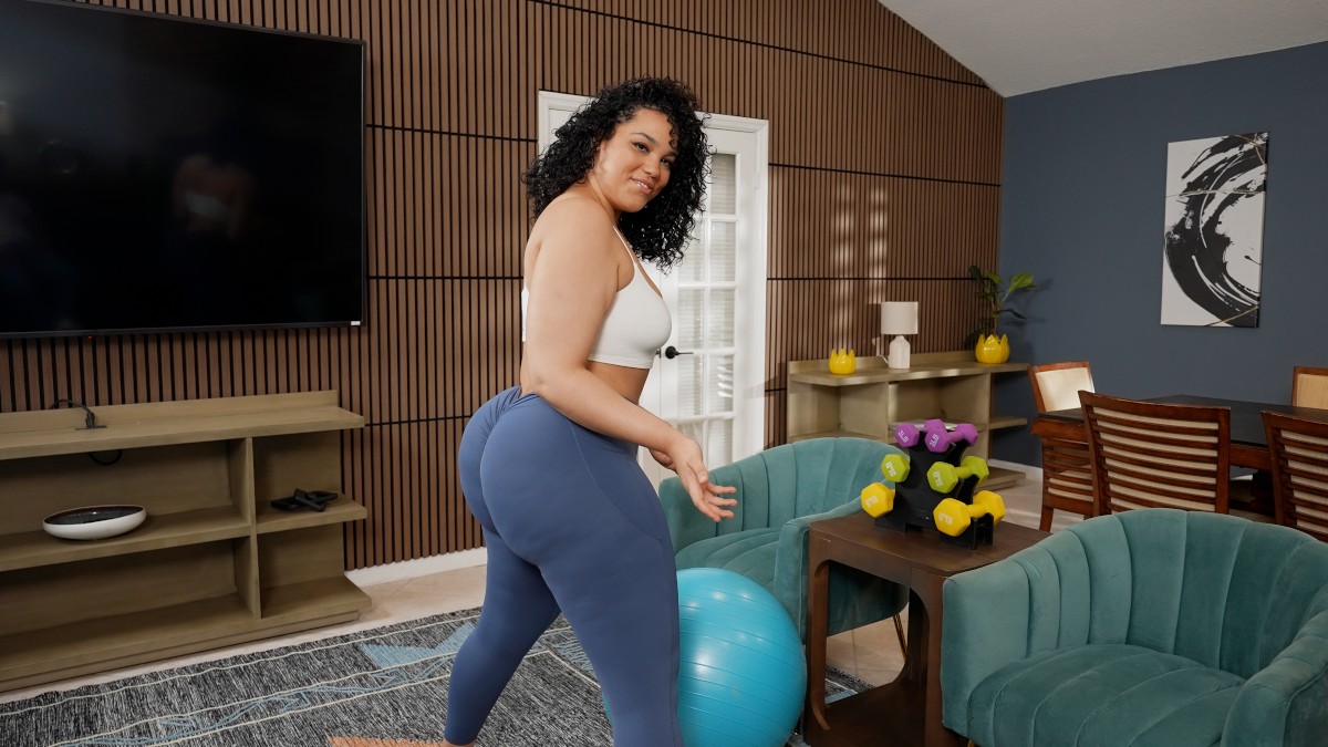 My Big Booty Roommate