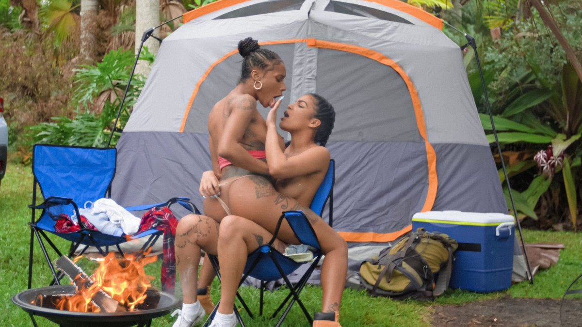 Licking Pussy By the Fire
