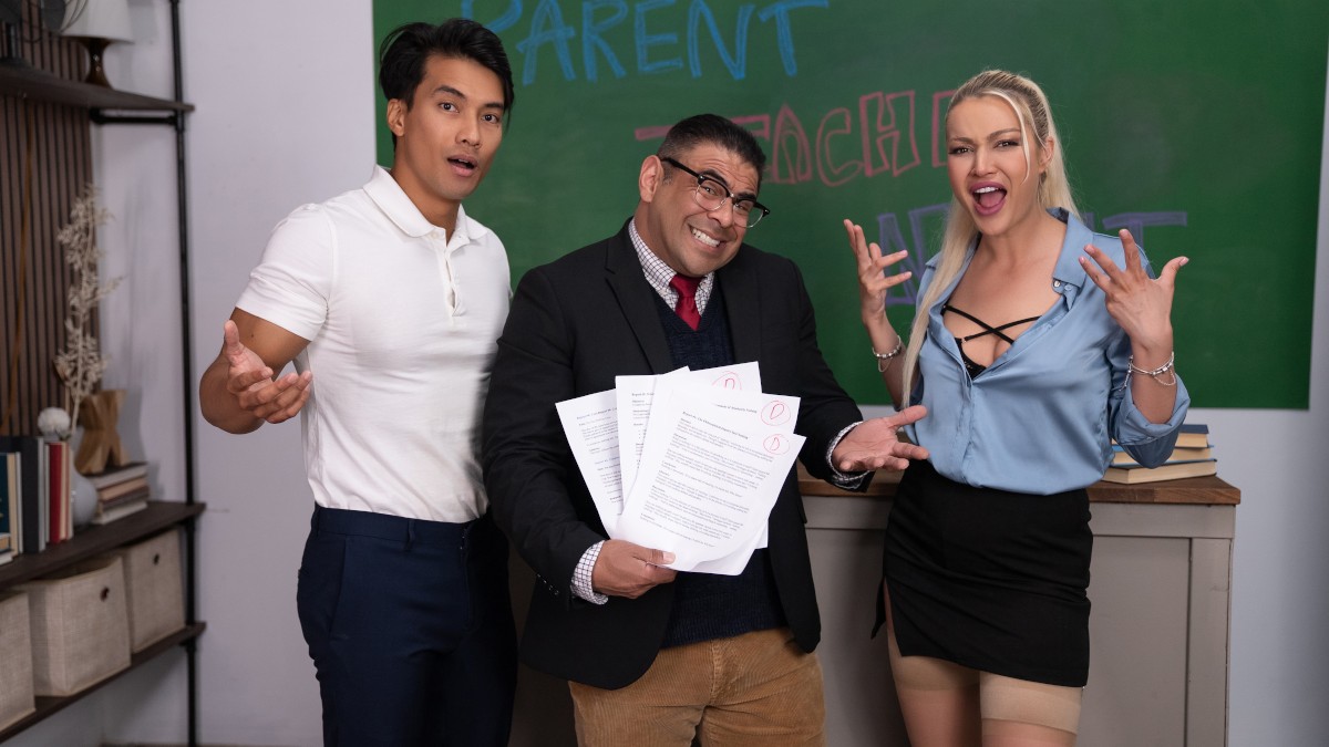 Teacher Gives Off Bi Vibes