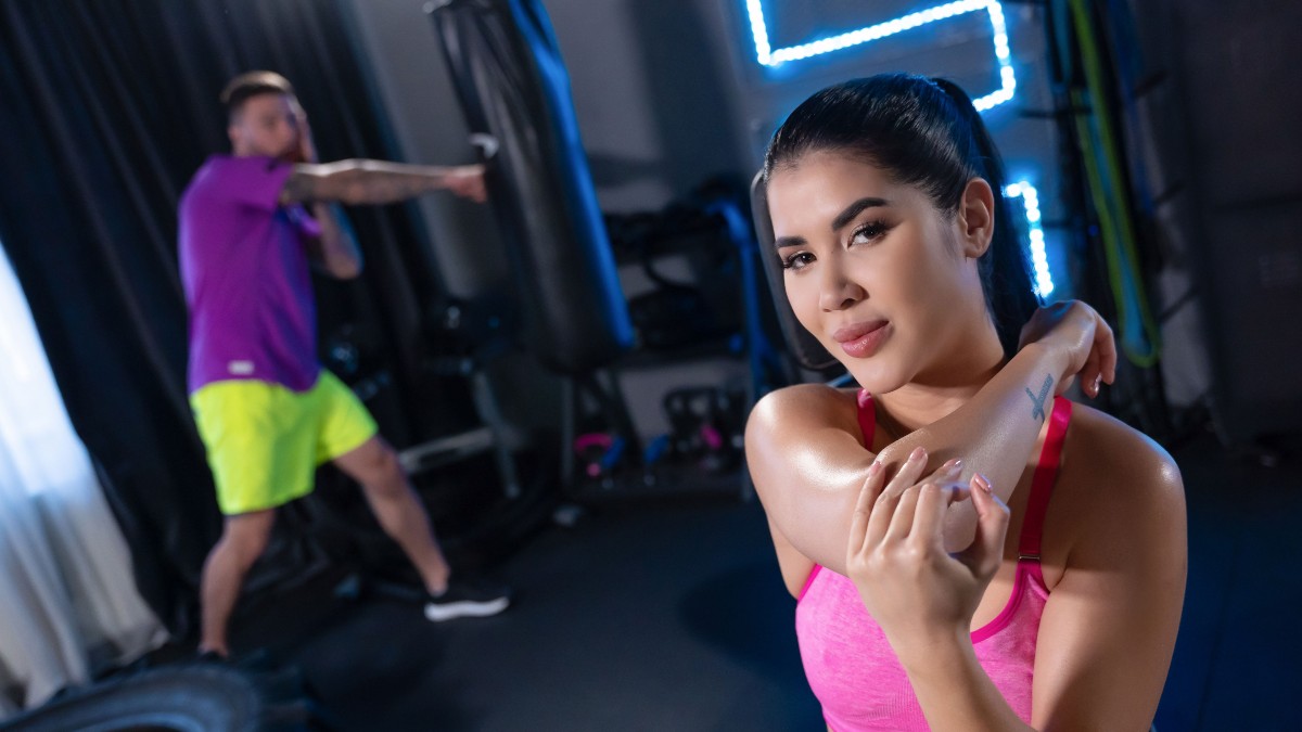 Cute Tight Czech Babe Fucked in Gym