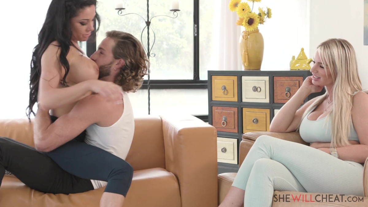 Gianna Grey Fucks Her Personal Trainer While Her Girlfriend Watches