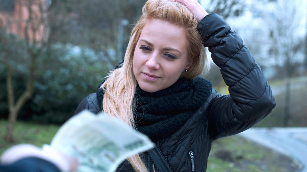 Cash Money Gets You That Honey