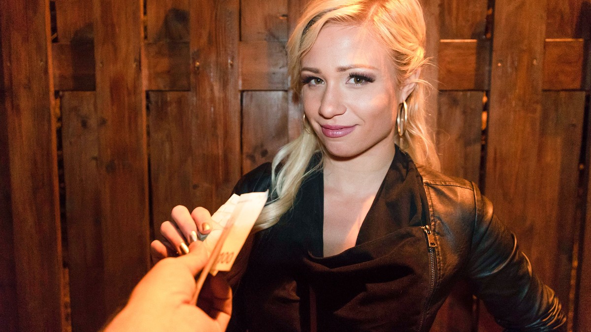 Gabi Gold Paid and Laid