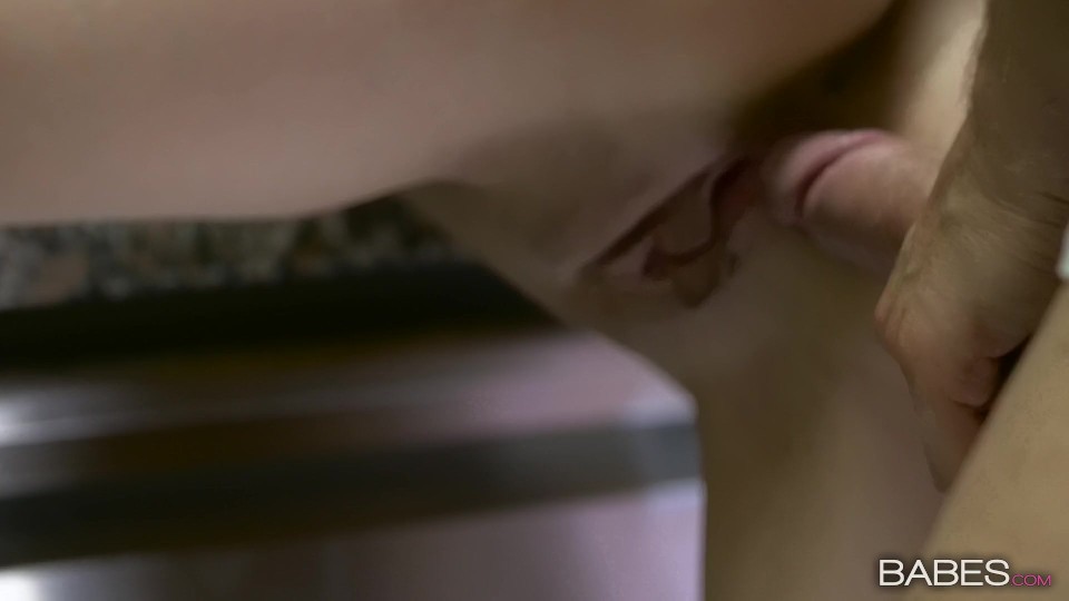 Elle Rose and Kristof Cale's Steamy Restaurant Affair - Blowjobs & Spoon Position