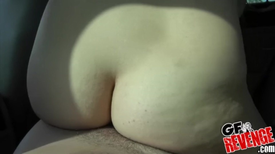 Tony Rubino and Poca Jones: Hot Picnic Porn Session