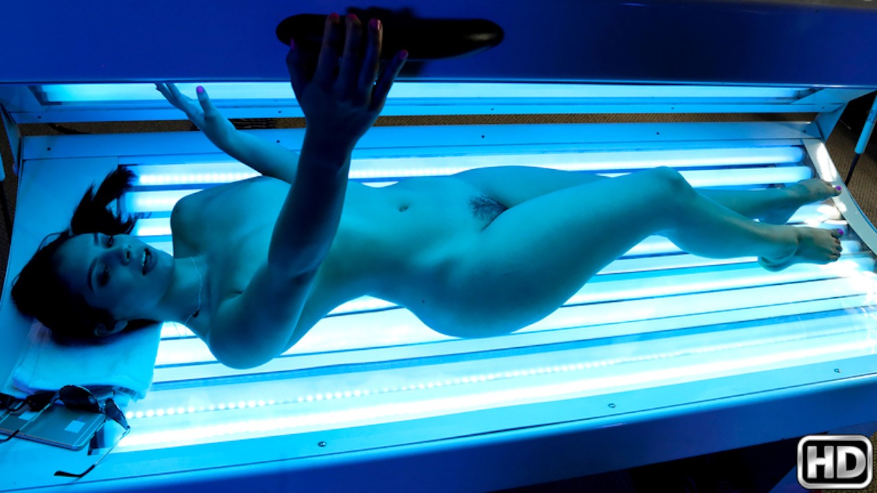 Tanning Booth - Tan That Ass | Reality Kings