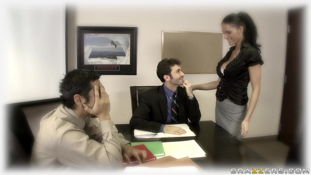 Madelyn Marie and James Deen in Dirty Boss Caught! episode