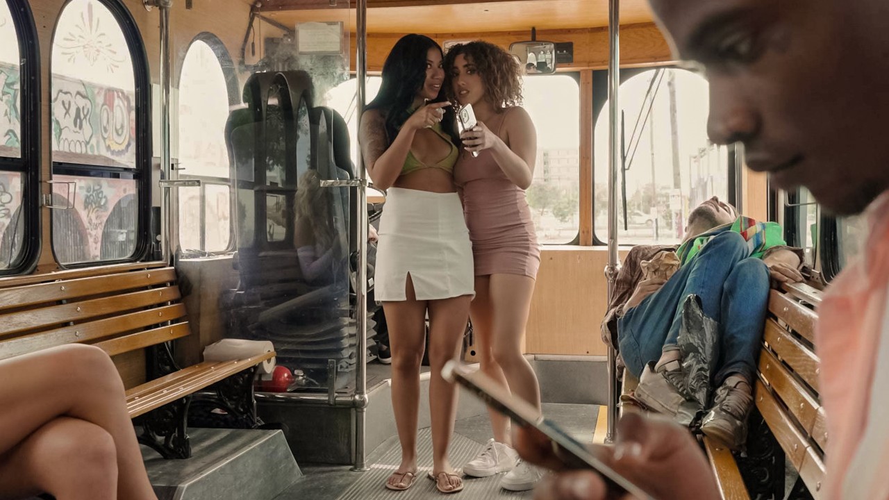 [RKPrime] Kira Perez,Ameena Greene (The Fucking Public Bus Threesome)