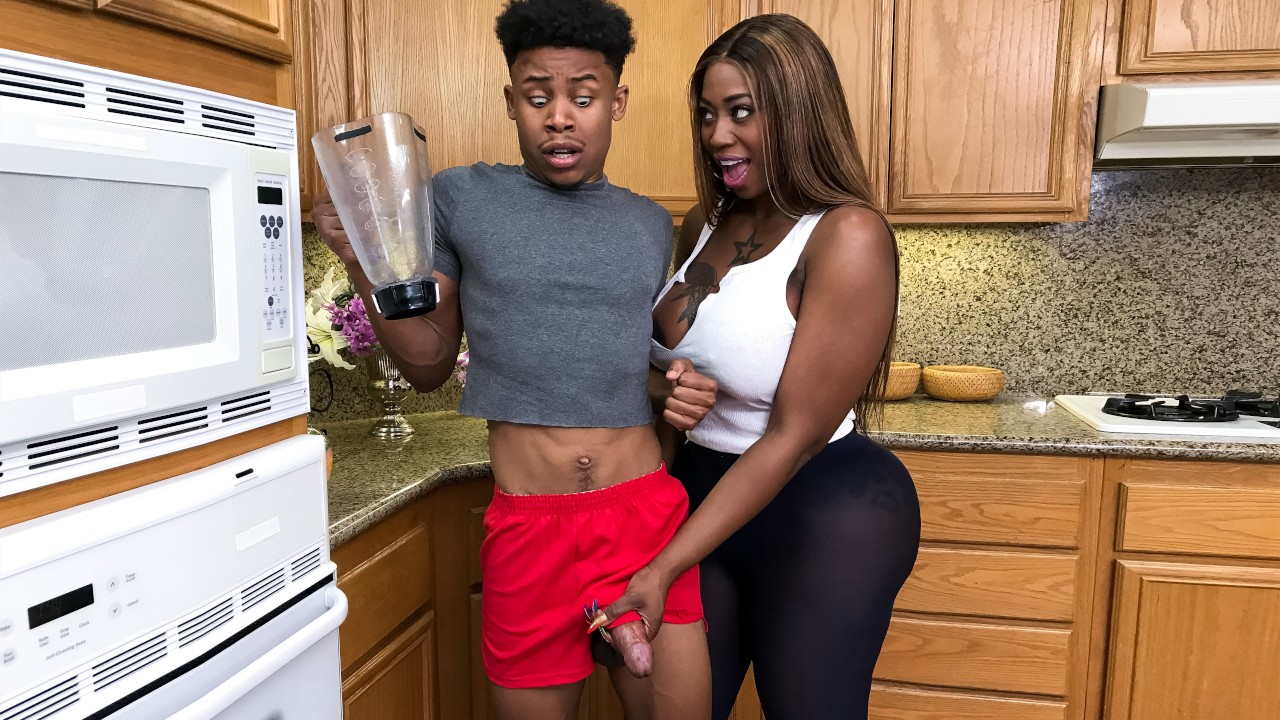Victoria Cakes, Lil D, Getting Him In Fucking Shape