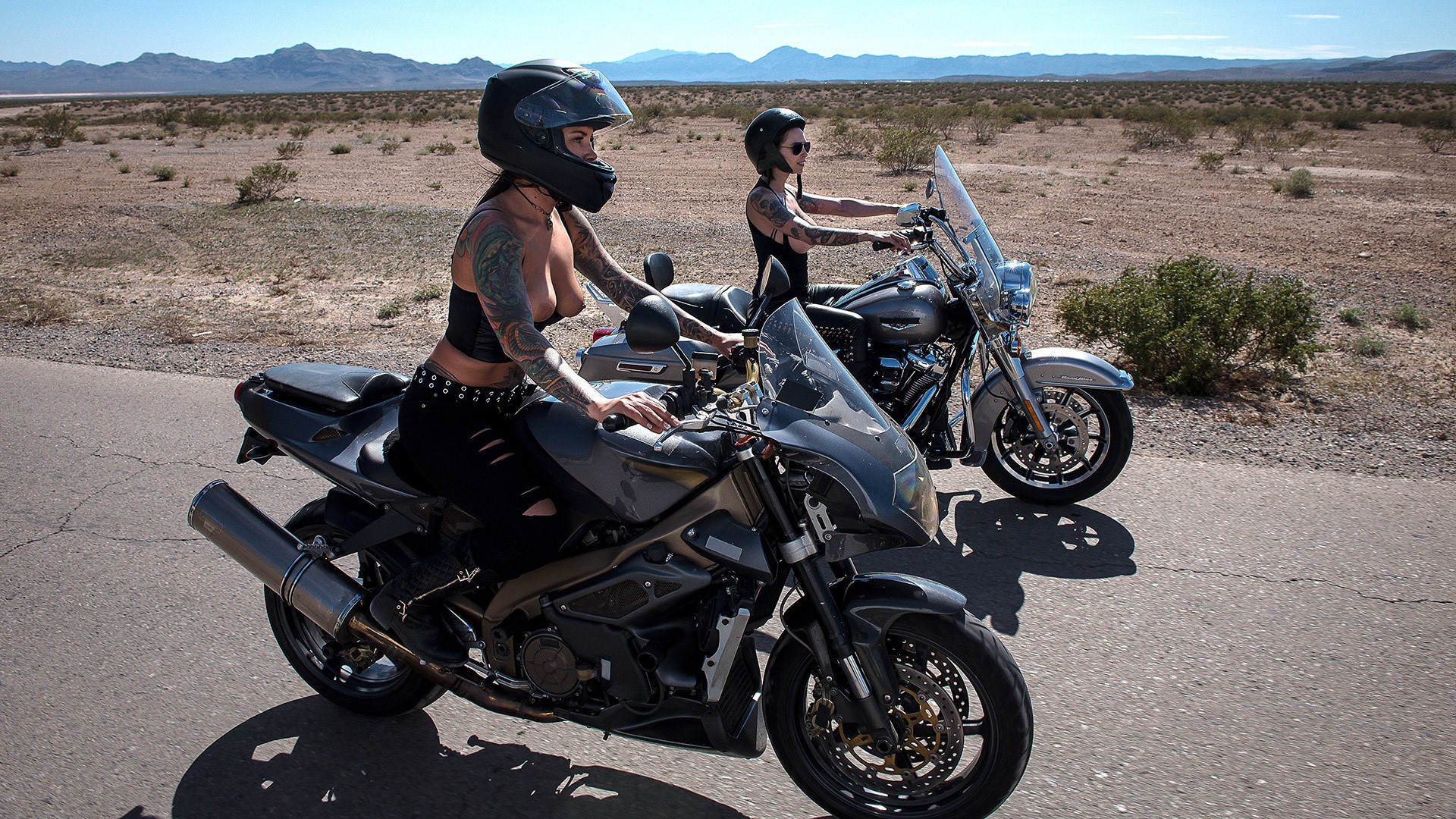 Bloodthirsty Biker Babes: Part 3