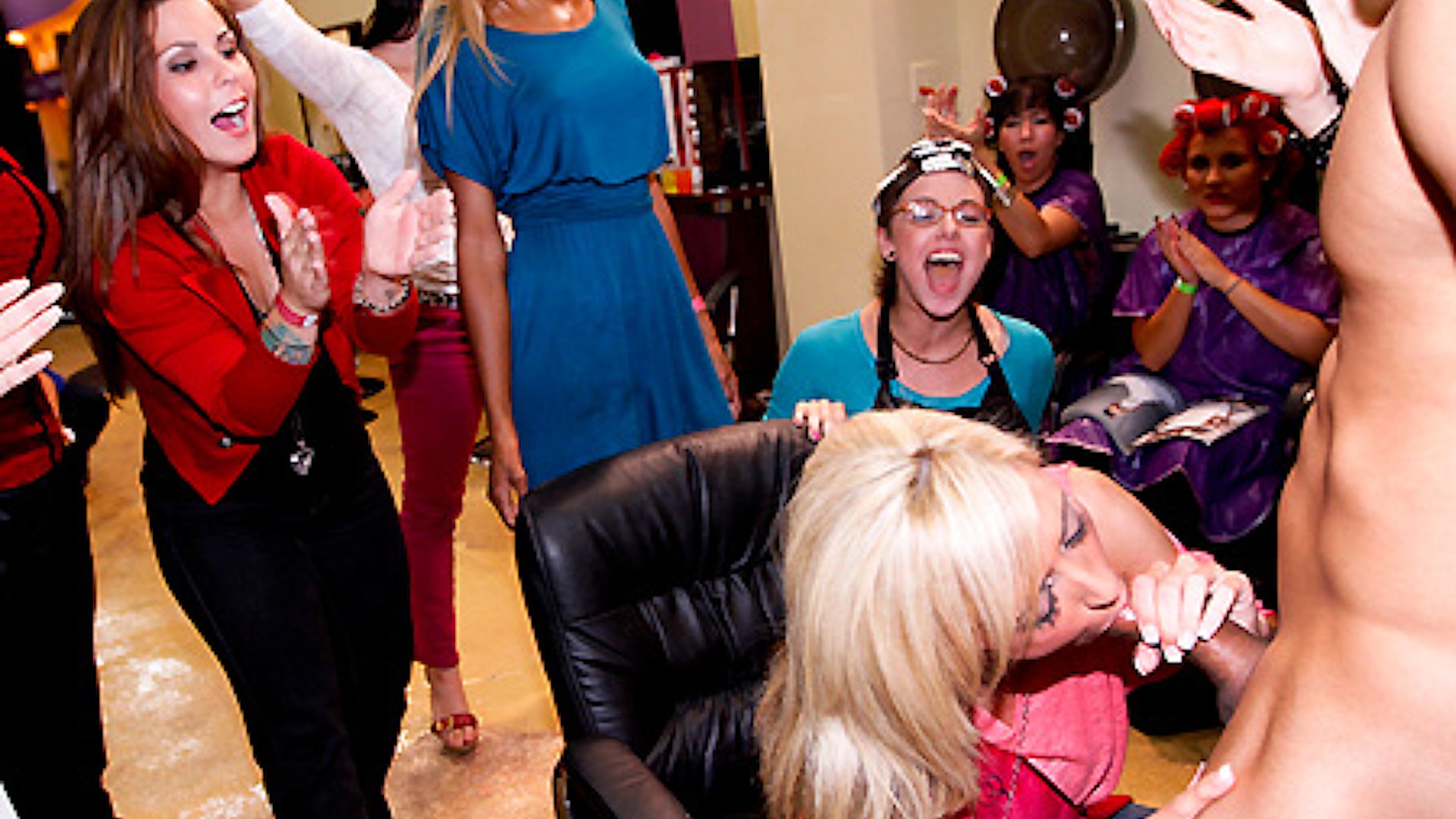 Party in the Salon