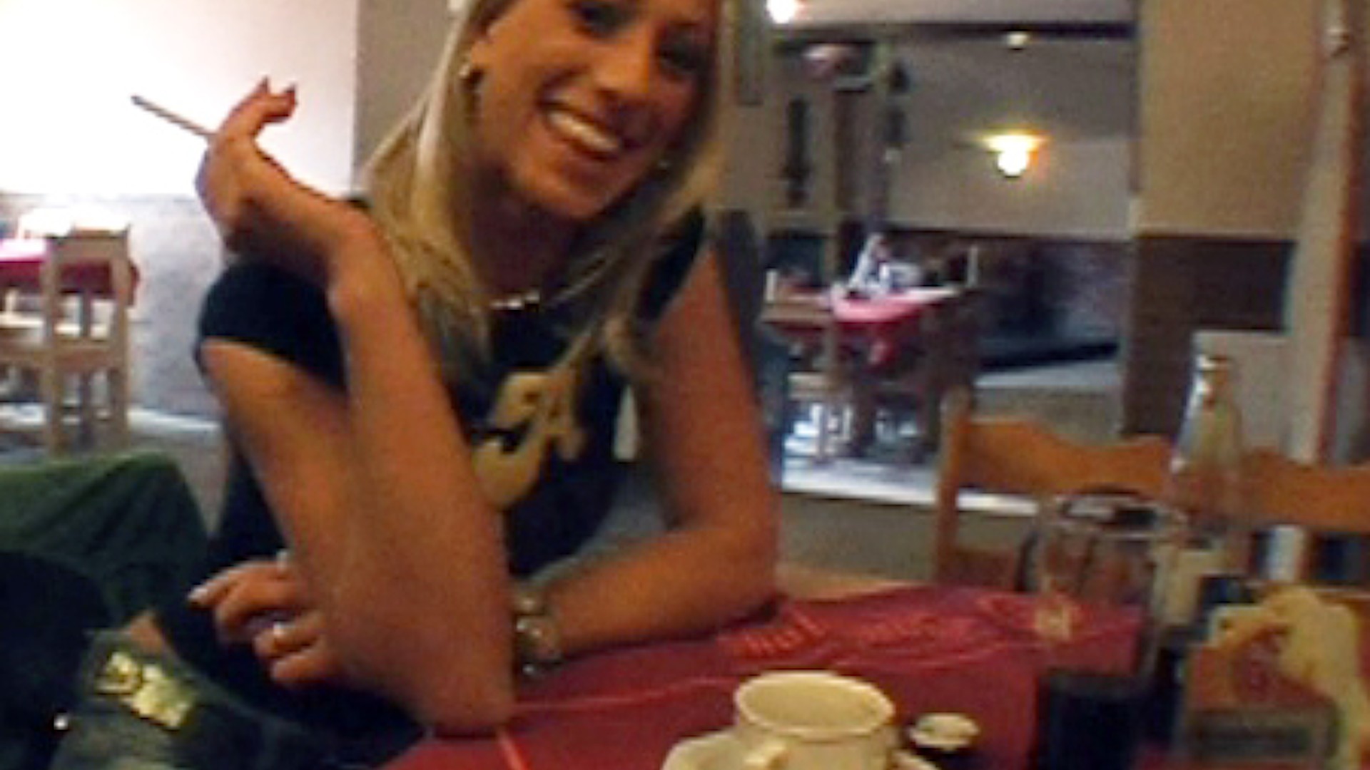 Nikol extremely Picante