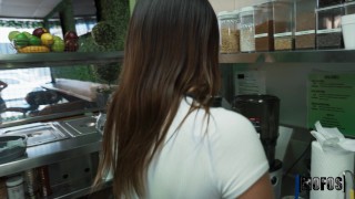 Juniper Ren and Funsized Megan and Mike Skywalker in Juniper's Juicy Pussy episode