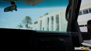 Zoey Uso and Rocket Powers in Curvy Zoey Gets On The Bus episode