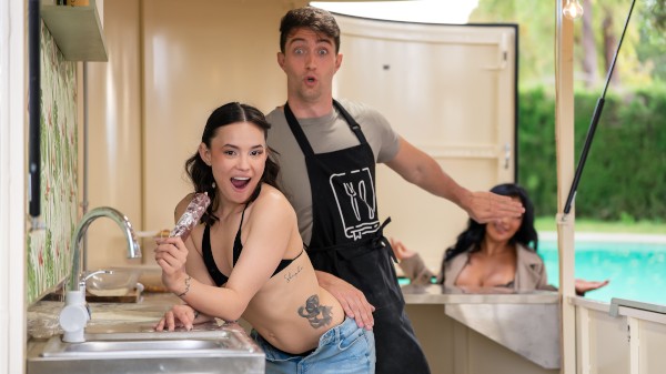 Big Tony's Pepperoni Porn Photo with Jimmy Bud, Mariana Martix,  Lucy Mendez naked